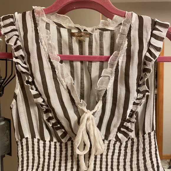 👚HOST PICK👚Ruffled Miss Me Top - Picture 2 of 7